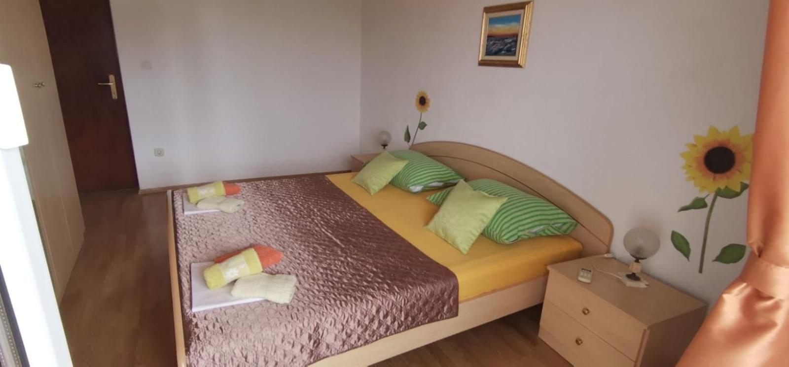 Apartments Mate Baška Voda Eksteriør billede