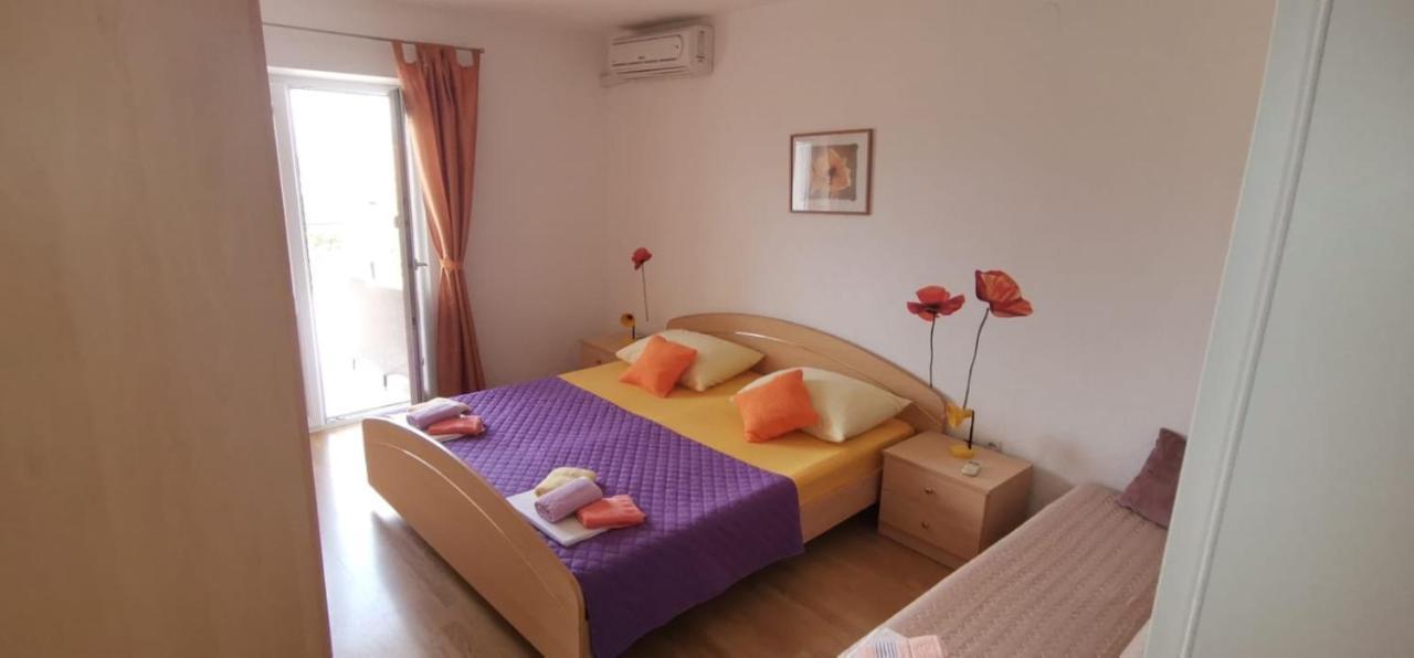 Apartments Mate Baška Voda Eksteriør billede