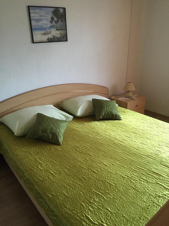 Apartments Mate Baška Voda Eksteriør billede